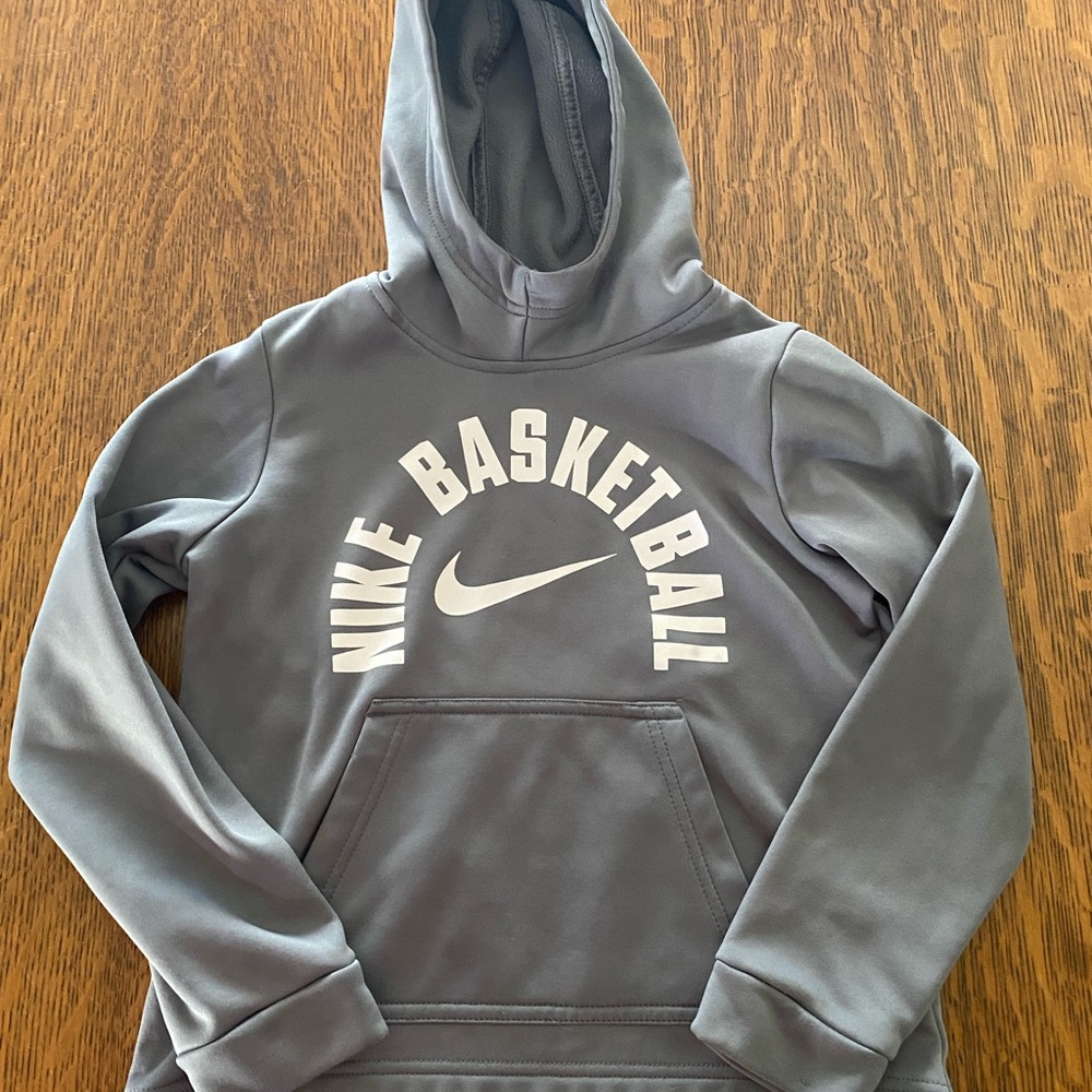 Nike Dri-Fit Kids Gray Basketball Hoodie